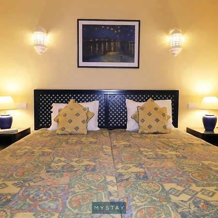 Mystay - Bellavista Pool & Apartamento