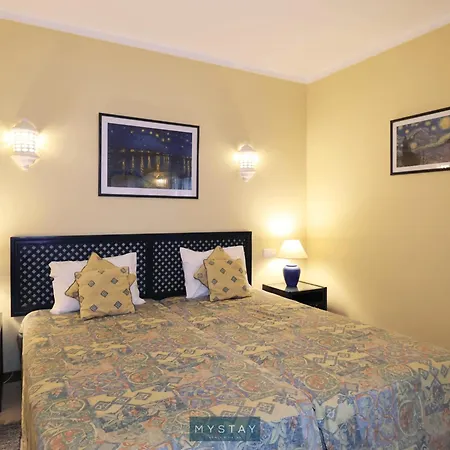 Mystay - Bellavista Pool & Lejlighed